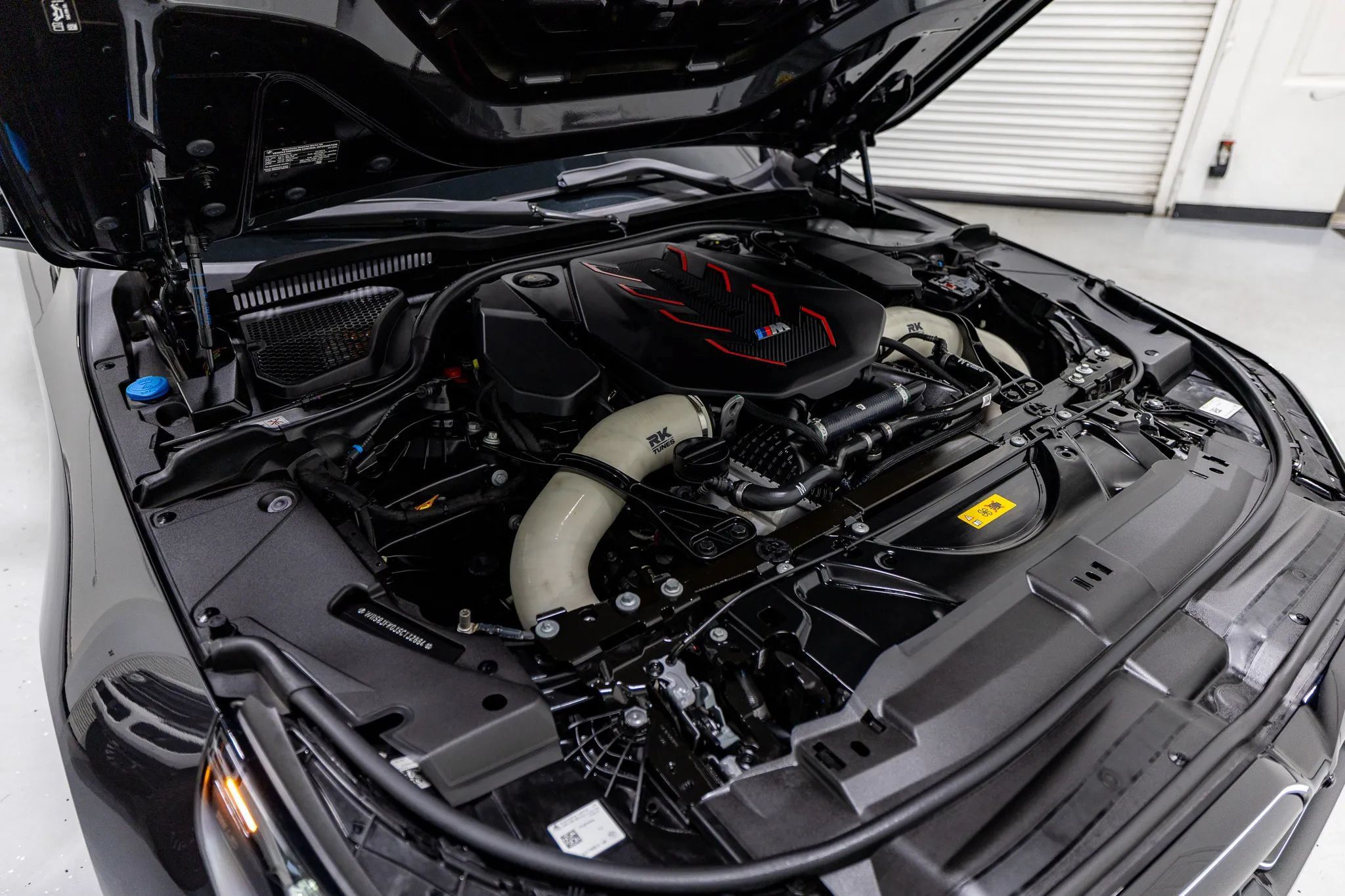 Used 2025 BMW M5 w/ Carbon Package AWD/4WD image 46