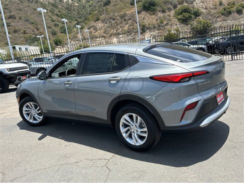 New 2025 Buick Envista Preferred w/ Convenience I Package image 3