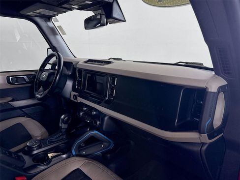 Used 2021 Ford Bronco Wildtrak image 30