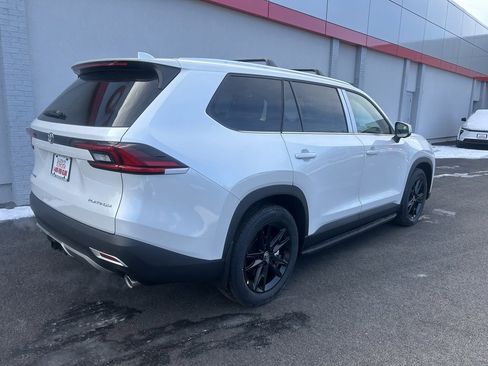 New 2026 Toyota Grand Highlander AWD Hybrid image 5