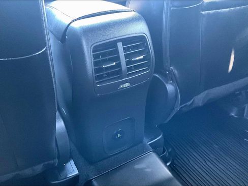 Used 2025 Ford Escape ST-Line Elite image 33