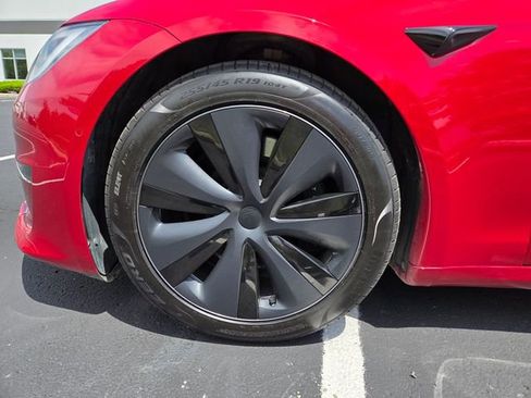 Used 2021 Tesla Model S Plaid AWD/4WD image 13