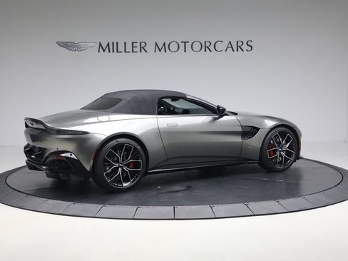 Used 2021 Aston Martin V8 Vantage Roadster image 20
