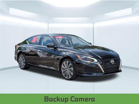 Certified 2024 Nissan Altima 2.5 SL FWD image 10