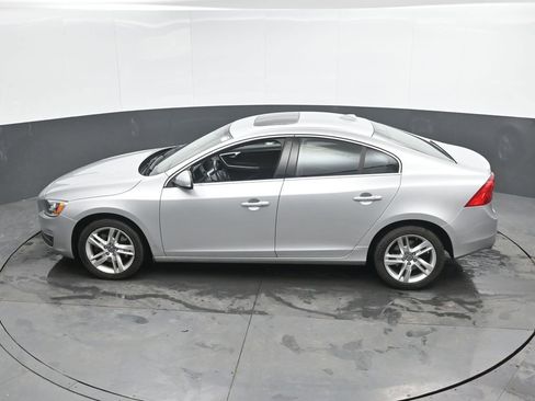 Used 2014 Volvo S60 T5 image 15