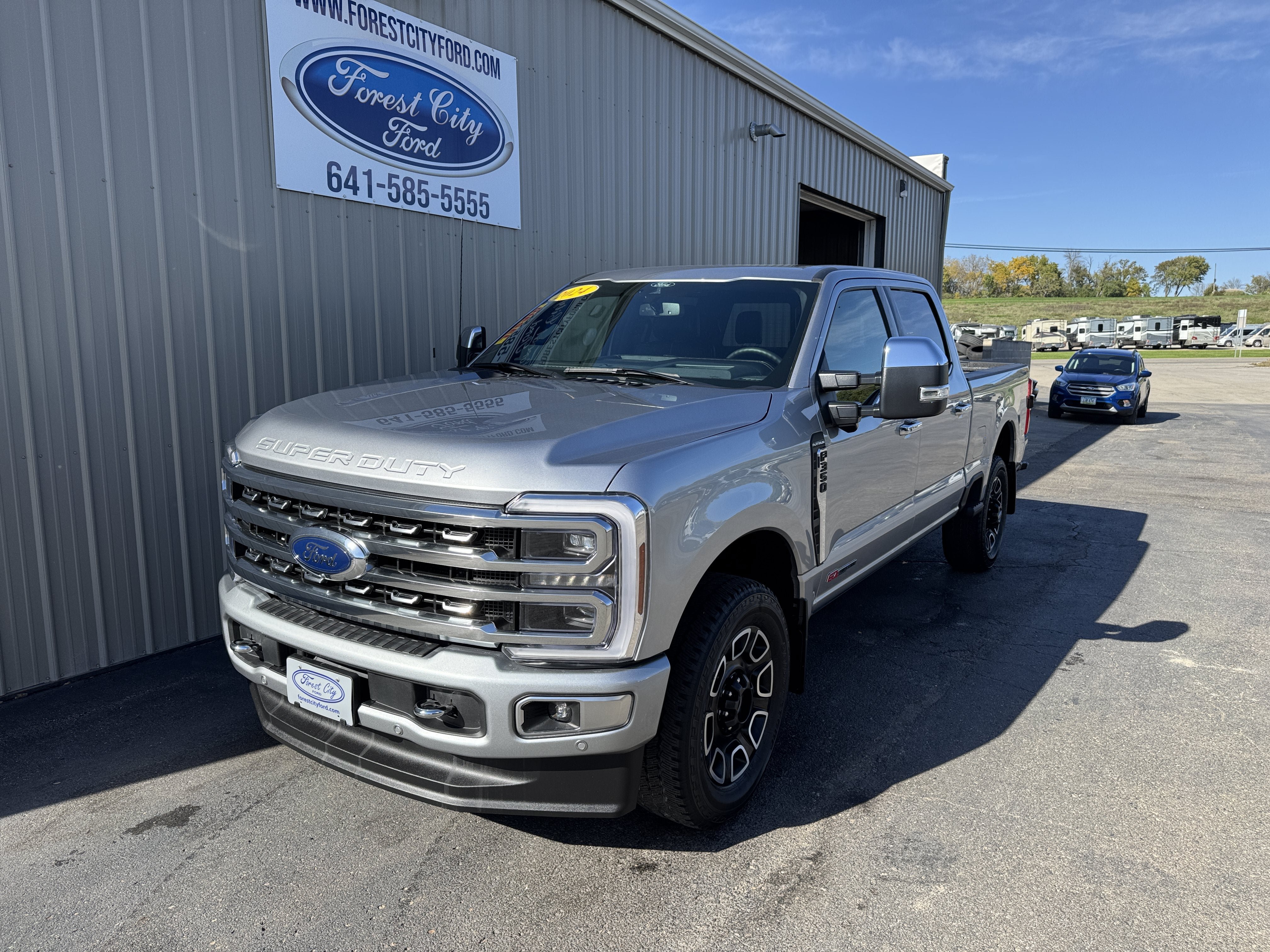 Used 2024 Ford F350 Platinum AWD/4WD image 2