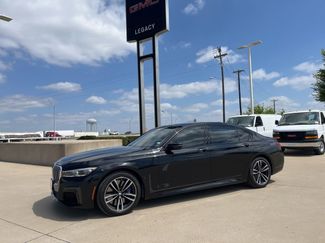 Used 2020 BMW 750i xDrive w/ Executive Package video 1