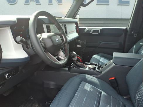 New 2026 Ford Bronco Heritage Edition image 8