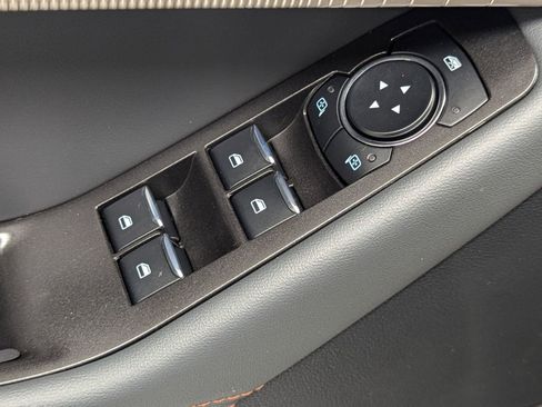 New 2026 Ford Explorer Active w/ Active Comfort Package image 17