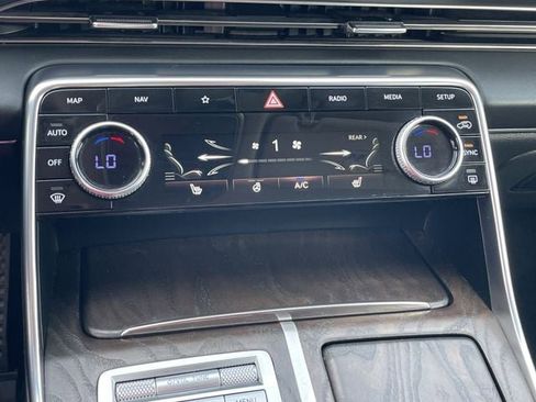 Used 2024 Genesis GV80 2.5T image 19