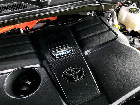 Used 2023 Toyota Tundra Capstone AWD/4WD image 31