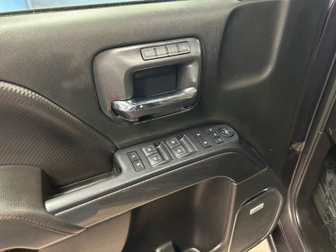 Used 2015 GMC Sierra 1500 SLT w/ All-Terrain Package image 7