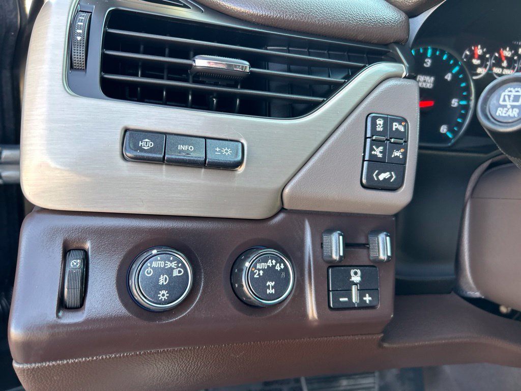 Used 2019 GMC Yukon XL Denali AWD/4WD image 21