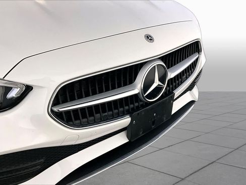 Used 2023 Mercedes-Benz C 300 4MATIC Sedan image 32