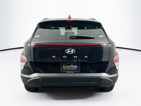 Used 2024 Hyundai Kona SEL FWD image 7