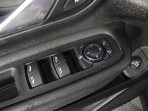 Used 2024 GMC Terrain SLE w/ Driver Convenience Package FWD image 15
