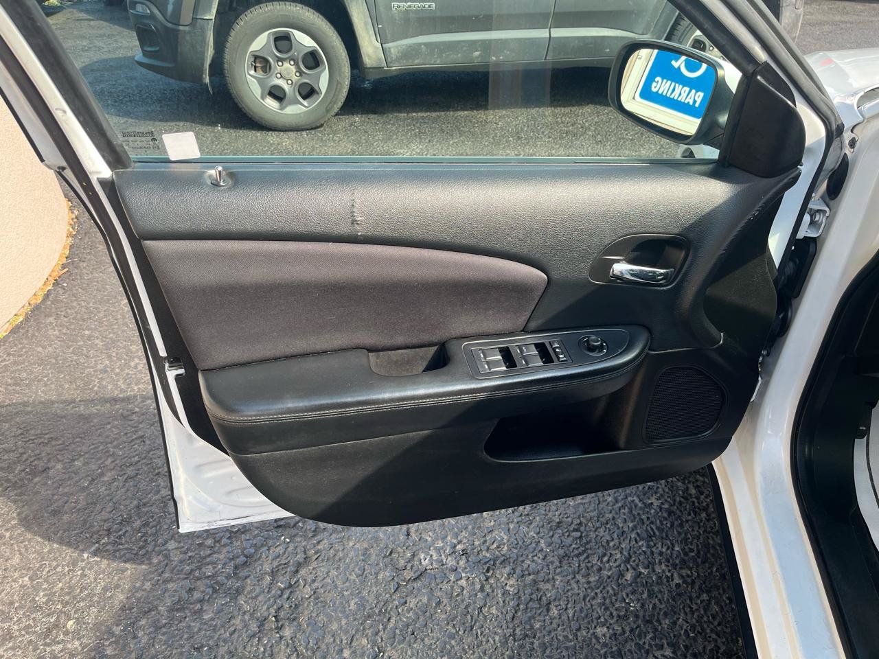 Used 2013 Chrysler 200 Touring w/ S Exterior Appearance Pkg FWD image 24