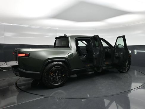 Used 2022 Rivian R1T Adventure AWD/4WD image 6