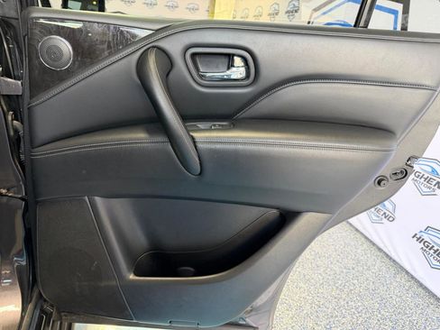 Used 2024 INFINITI QX80 Luxe image 23