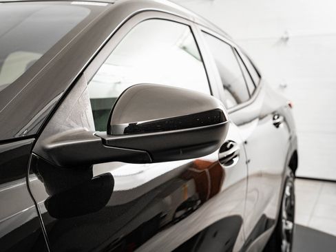 Used 2024 Chevrolet Trax LT w/ Driver Confidence Package image 14