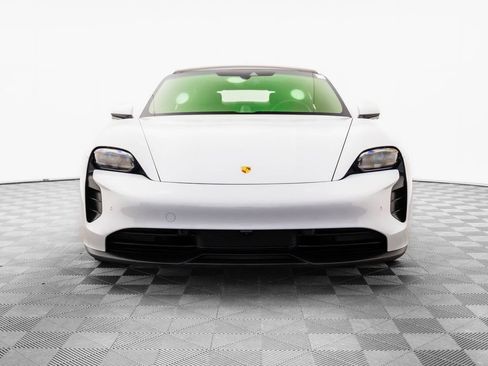 Used 2023 Porsche Taycan GTS image 8