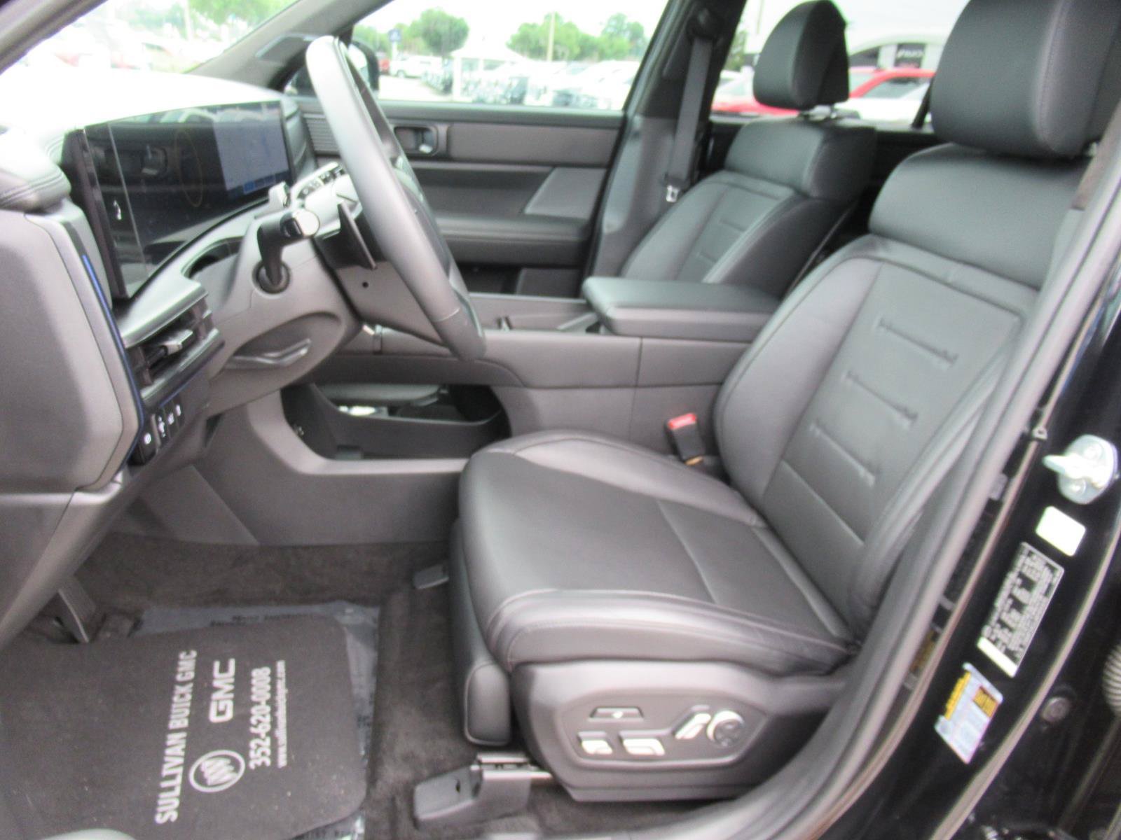 Used 2024 Hyundai Santa Fe Calligraphy FWD image 19