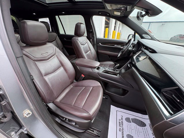 Used 2023 Cadillac XT6 Premium Luxury FWD image 28