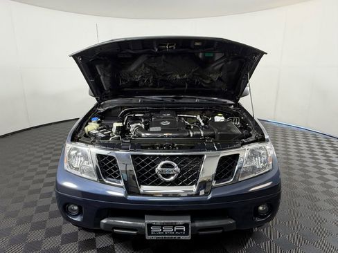 Used 2019 Nissan Frontier SV w/ Value Truck Package AWD/4WD image 38