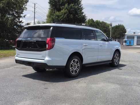 Certified 2025 Ford Expedition Max Active AWD/4WD image 4