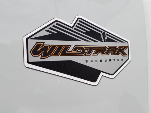 Used 2022 Ford Bronco Wildtrak image 34