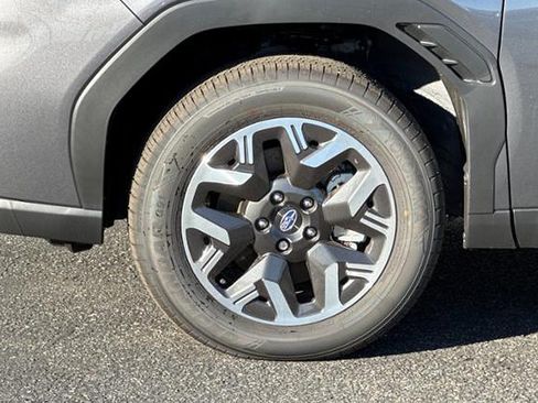 Used 2026 Subaru Forester Premium AWD/4WD image 27