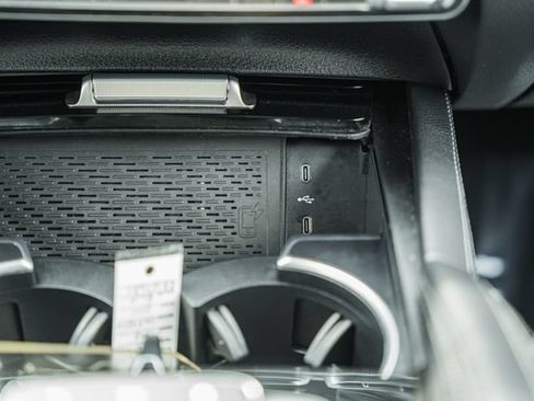 Certified 2024 Mercedes-Benz GLE 450e 4MATIC image 24