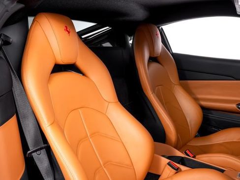 Certified 2018 Ferrari 488 GTB RWD image 54