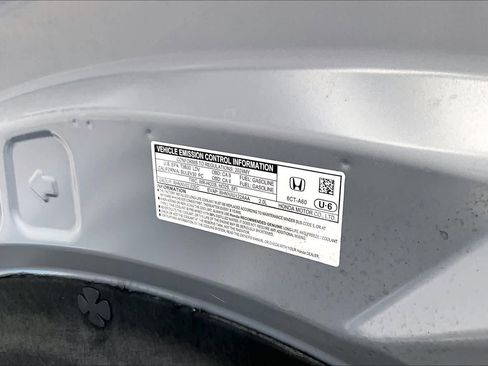 Used 2024 Honda HR-V Sport image 32