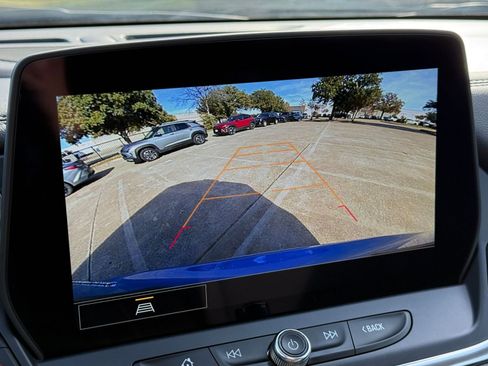 Used 2025 Chevrolet Blazer LT image 17