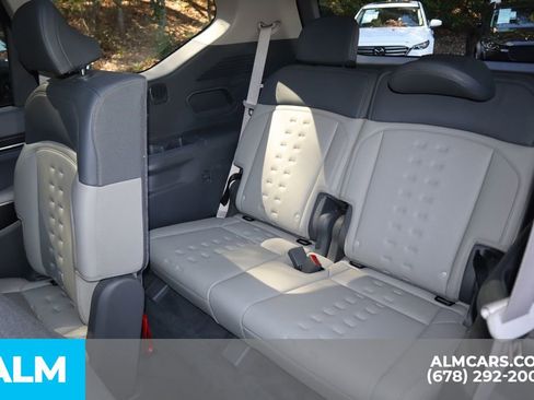 Used 2024 Kia EV9 Wind image 24