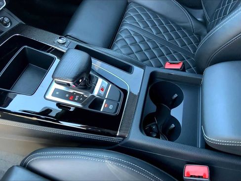 Used 2023 Audi SQ5 Premium Plus w/ Premium Plus Package image 18