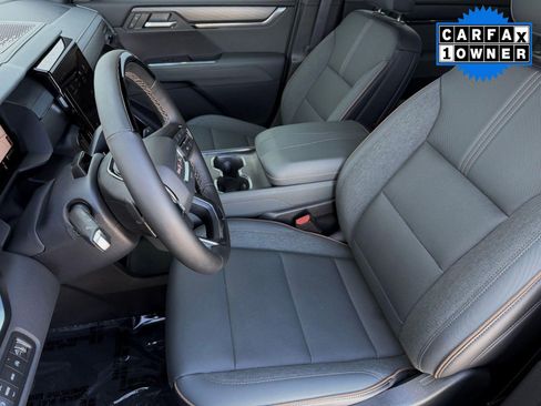 Used 2026 GMC Acadia AT4 w/ Super Cruise Package image 22