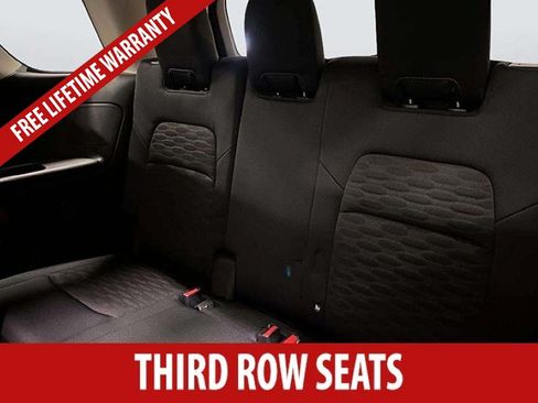 New 2026 Nissan Pathfinder SV w/ SV Premium Package AWD/4WD image 15