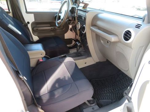 Used 2010 Jeep Wrangler Unlimited Sahara w/ Dual Top Group image 14