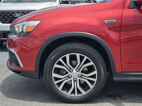 Used 2018 Mitsubishi Outlander Sport ES FWD image 9