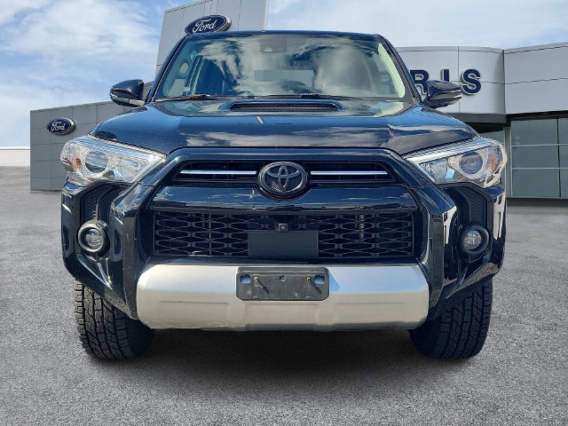 Used 2022 Toyota 4Runner TRD Off-Road Premium AWD/4WD image 2