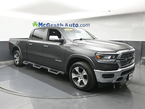 Used 2019 RAM 1500 Laramie AWD/4WD image 2