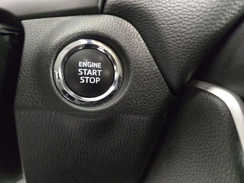 Used 2025 Toyota RAV4 XLE image 24