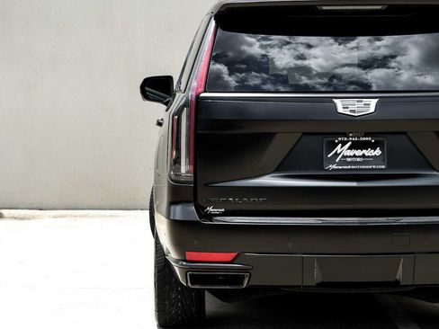 Used 2021 Cadillac Escalade Sport Platinum AWD/4WD image 45