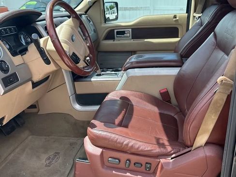 Used 2014 Ford F150 King Ranch w/ King Ranch Luxury Package AWD/4WD image 21