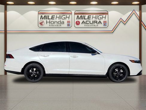 New 2025 Honda Accord SE image 3