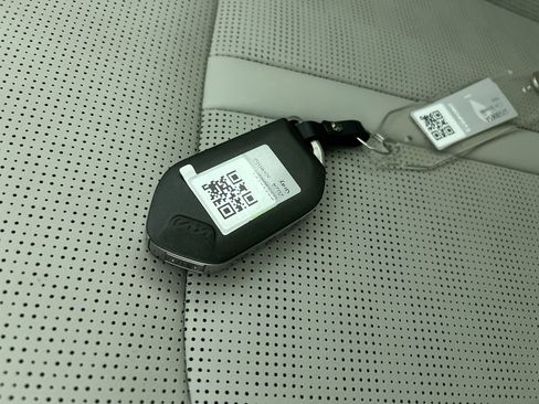 New 2026 Kia Sorento SX AWD/4WD image 36
