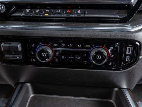 Used 2024 Chevrolet Silverado 3500 High Country w/ Technology Package AWD/4WD image 26