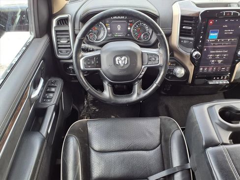Used 2019 RAM 1500 Laramie image 13